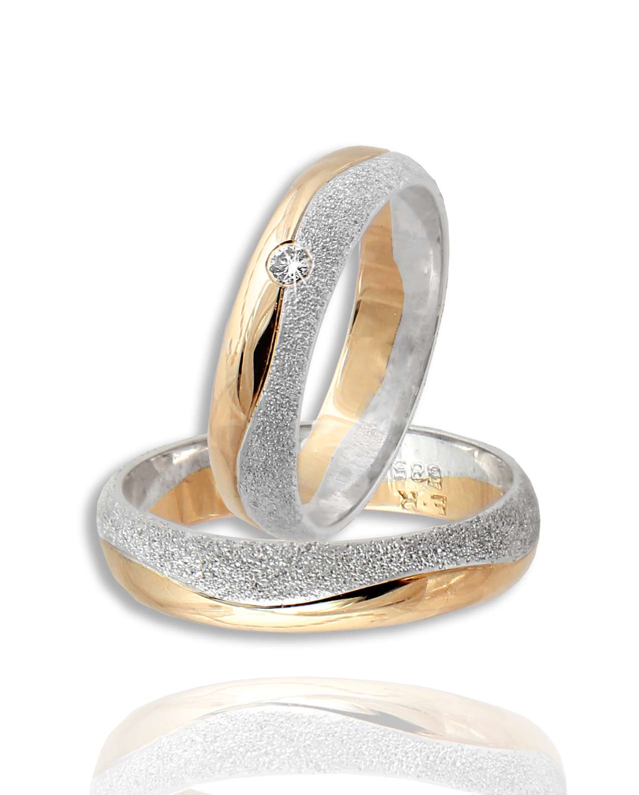 Alter ego - mitt andre jeg.  5mm ringer m dia.