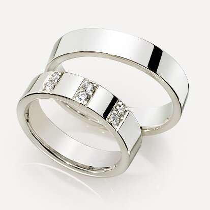 Forlovelseseringer/gifteringer med diamanter