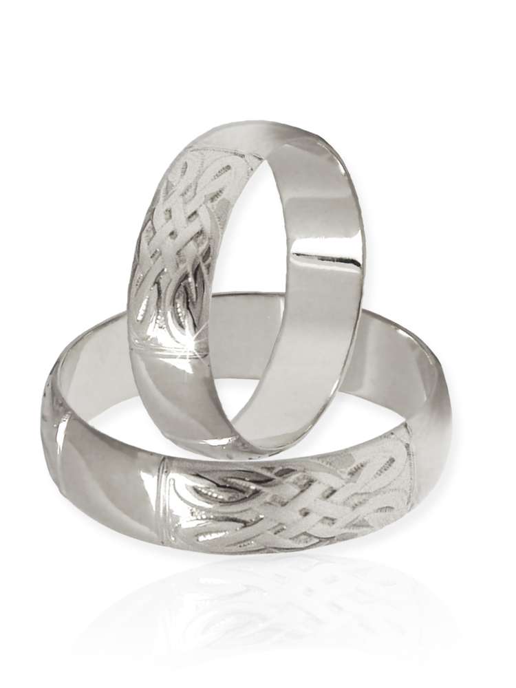 Hvittgull ring med Keltisk tema