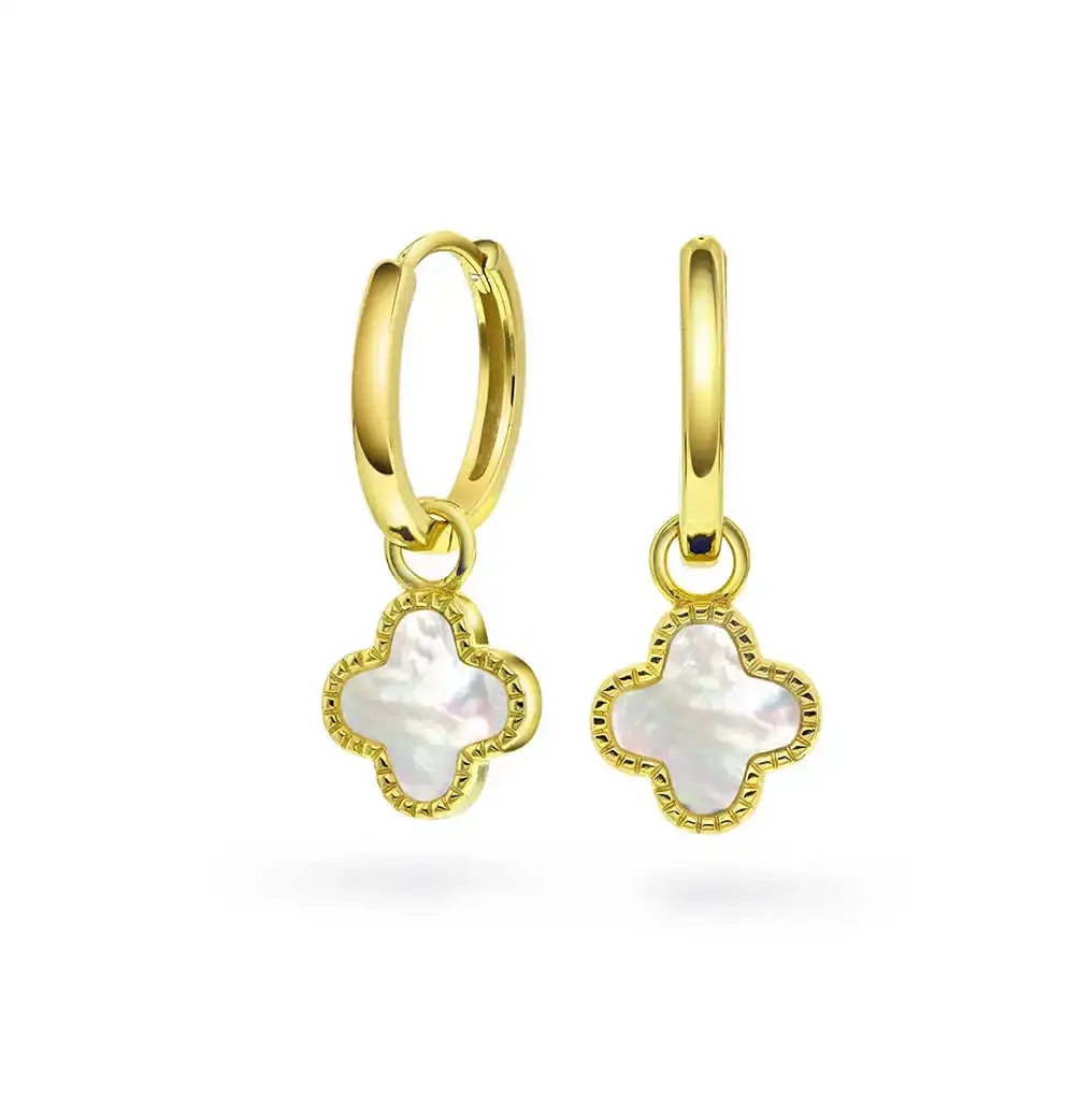 Øreringer i sølv perlemor kløver.