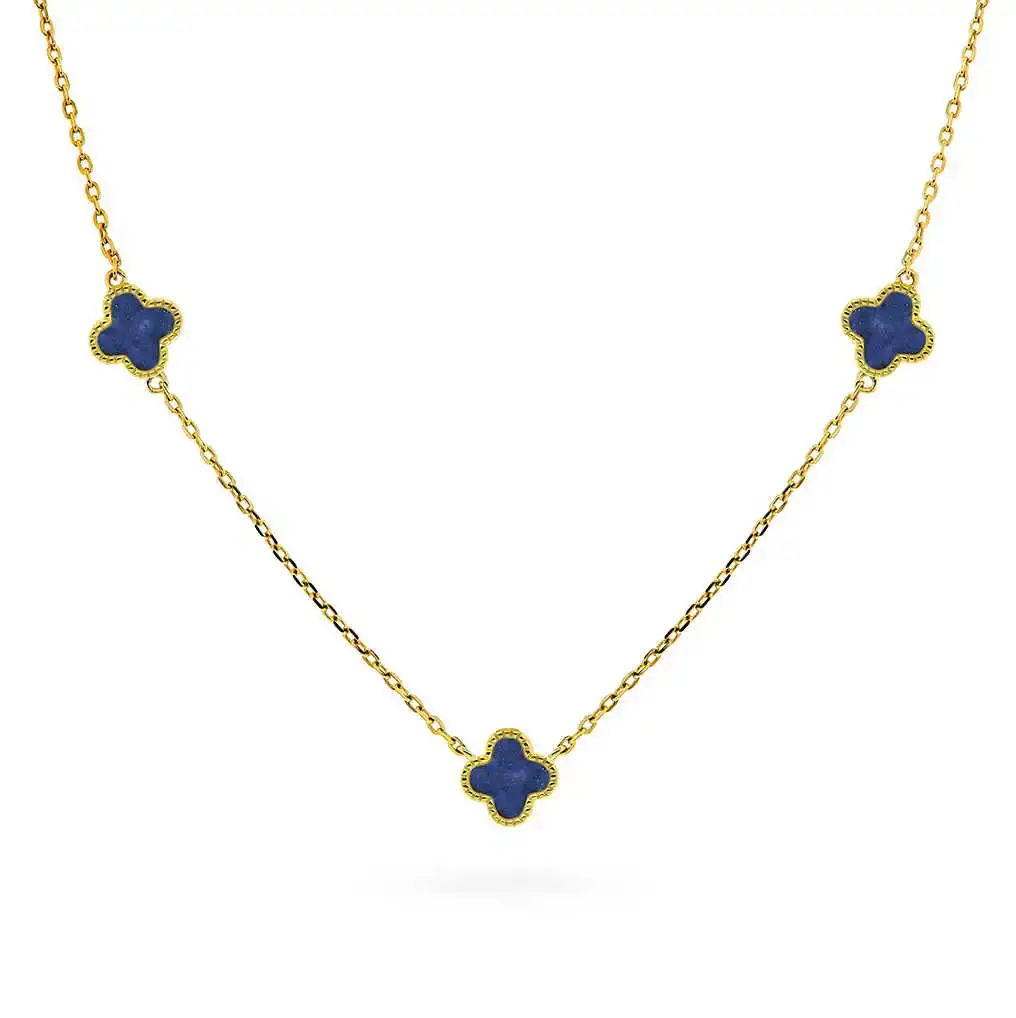 Smykke i sølv med havblå kløver.