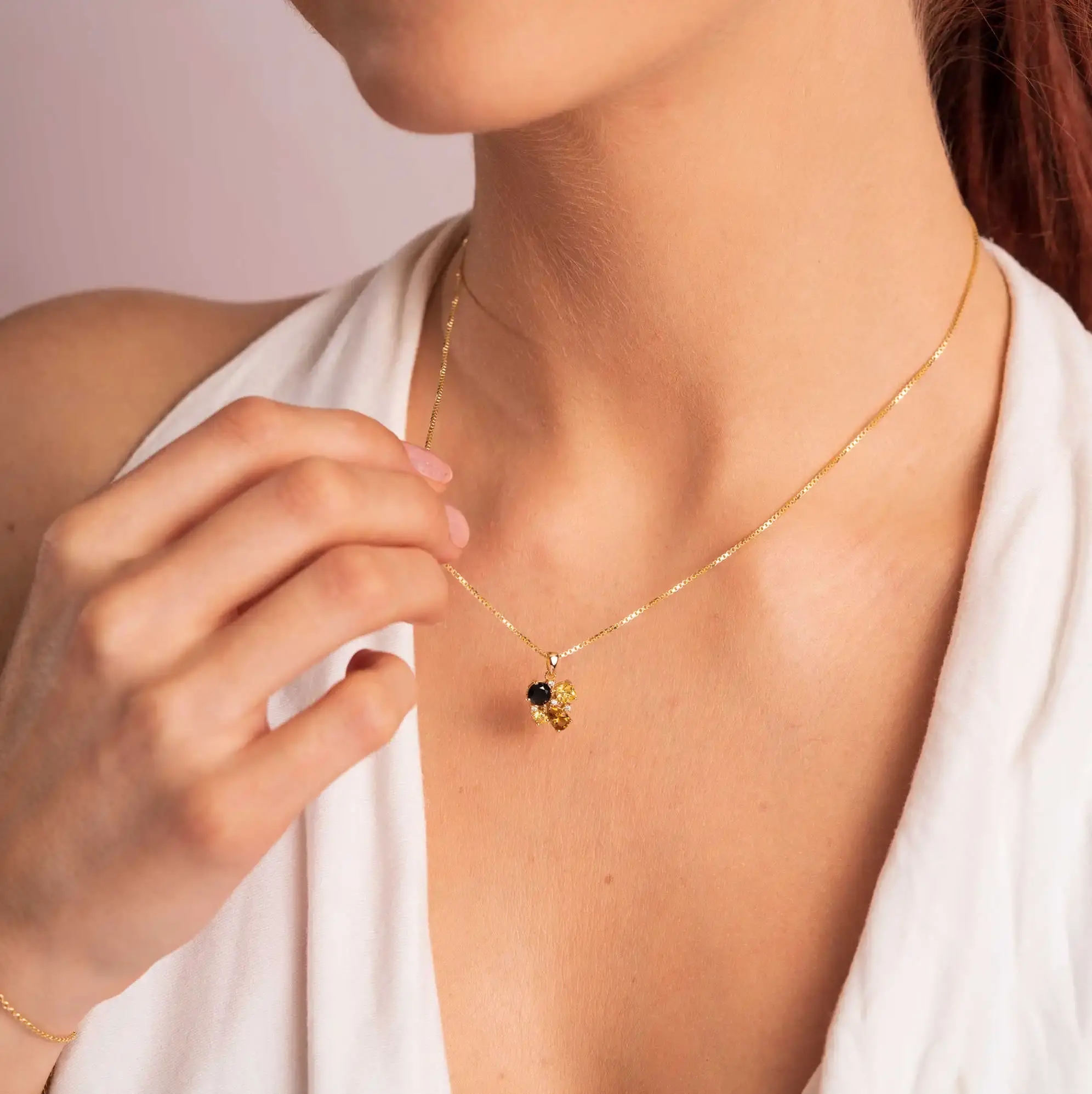 Anheng i Forgyltsølv med Gylne Toner.