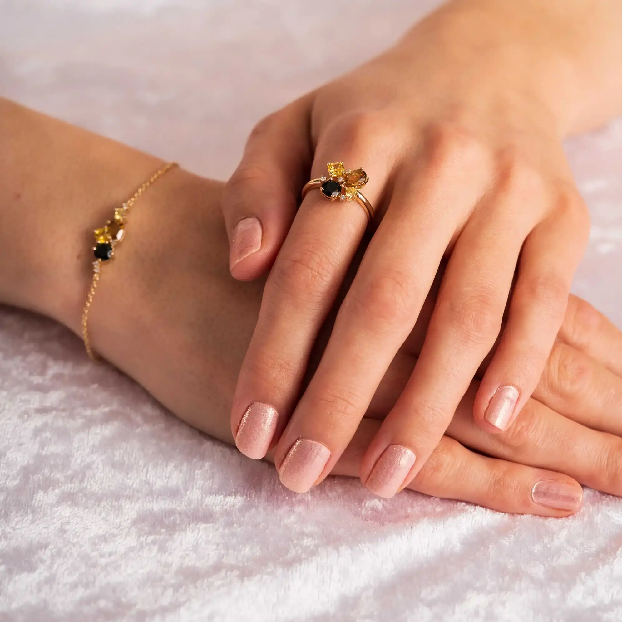 GLAM ring i forgylt sølv med gylnetoner