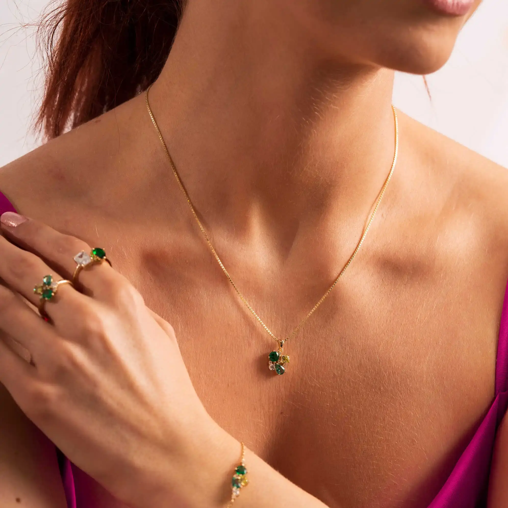 Anheng i Forgyltsølv med Gylne Toner.