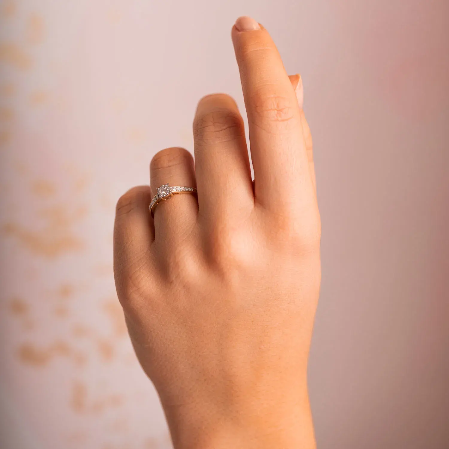 Ring i gull 585 med diamanter 0,20 ct WP